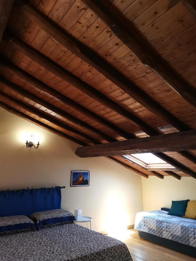 Villa Rosa Etna Apartments Zafferana Etnea Buitenkant foto